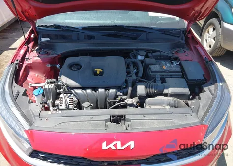 2023 Kia Forte Lx/Lxs z USA, uszkodzony, nr VIN 3KPF24AD2PE583539